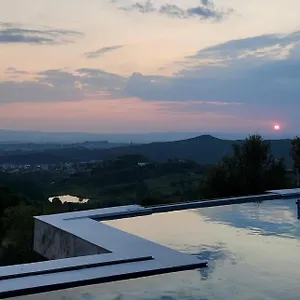 Chateau Fasel 4* تيرانا