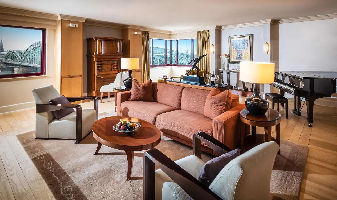 Hyatt Regency Koeln Otel 5*, Köln Almanya